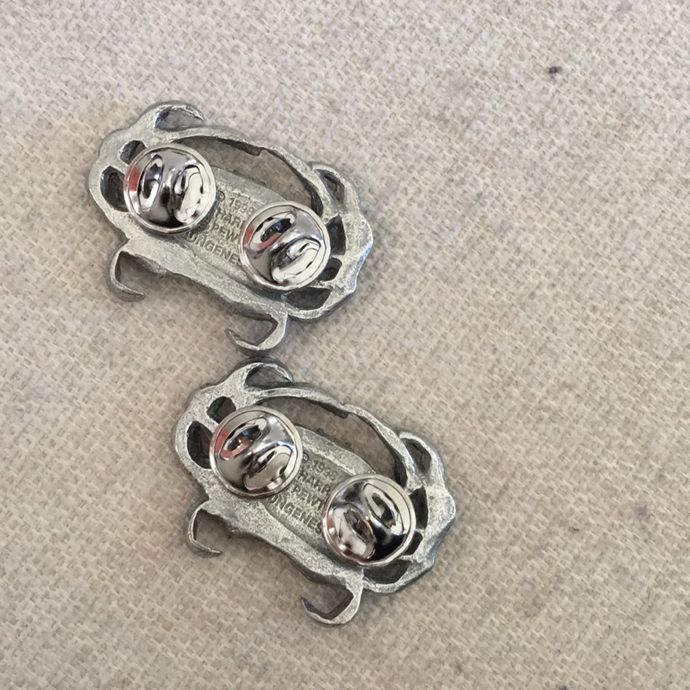 Pin Brooch - Picture 2 of 2